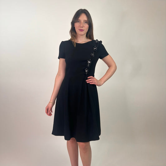 PRADA Abito in crepe nero con dettagli gioiello