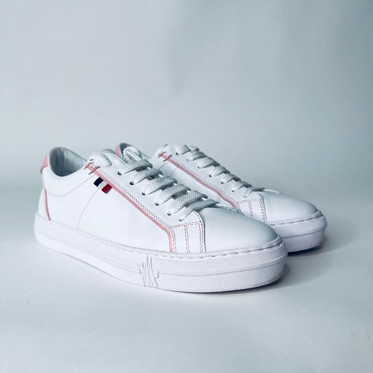MONCLER Sneakers stringata in pelle bianca e rosa