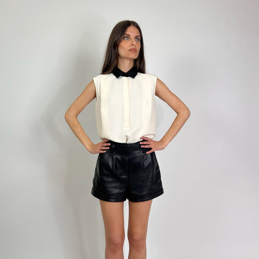 GUCCI Top in seta avorio con colletto in pelle nera