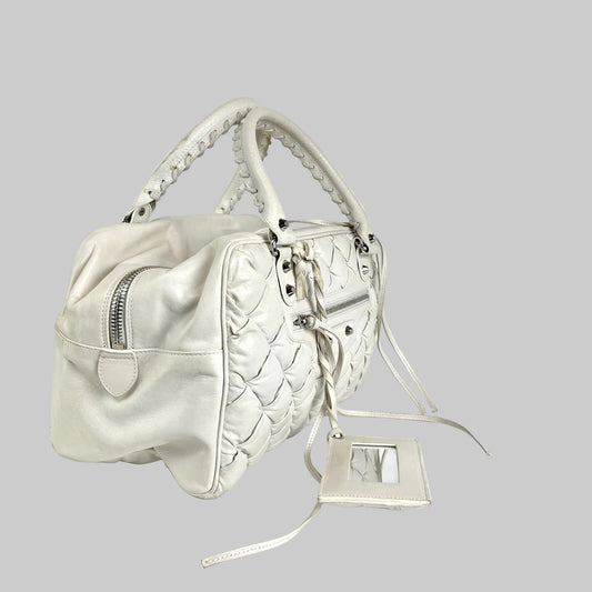 BALENCIAGA Borsa matelassè Puffy Touch bianco gesso