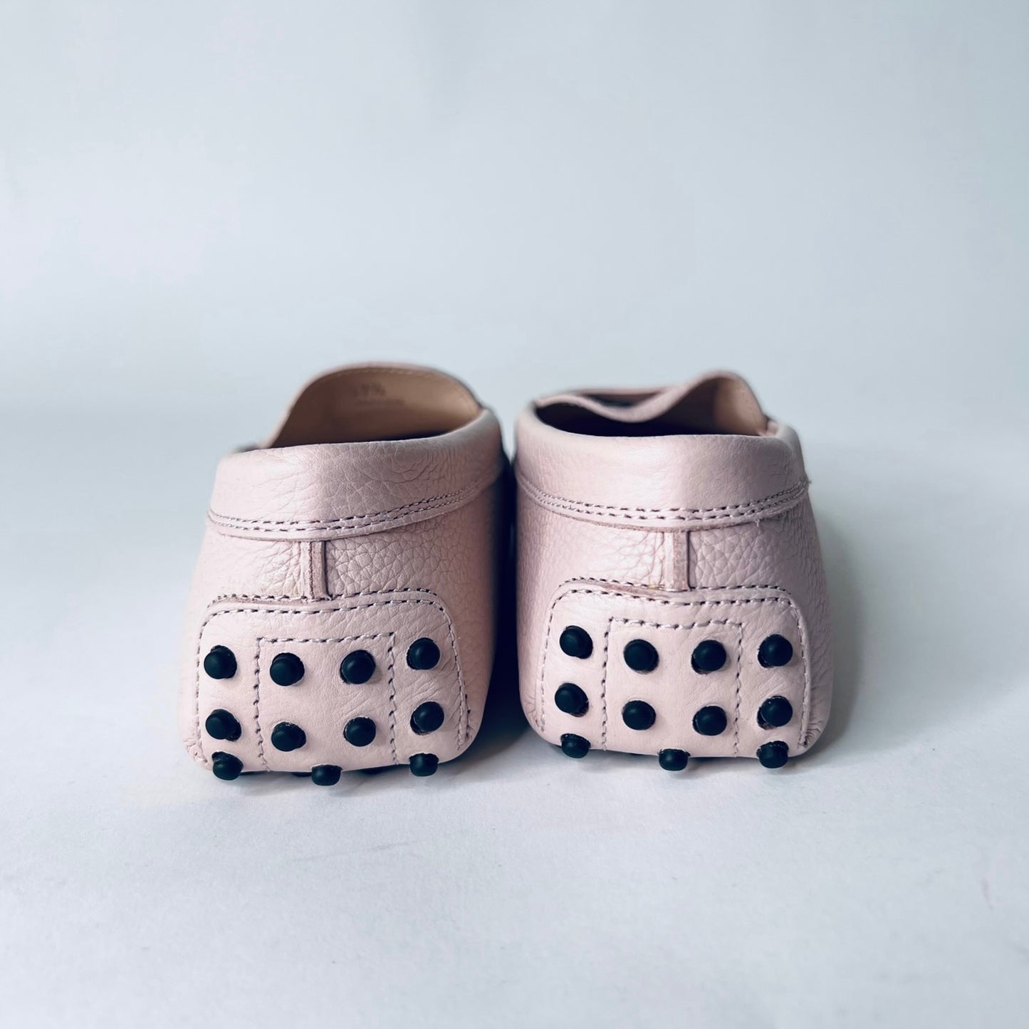 TOD'S Scarpe mocassino in pelle martellata rosa pallido