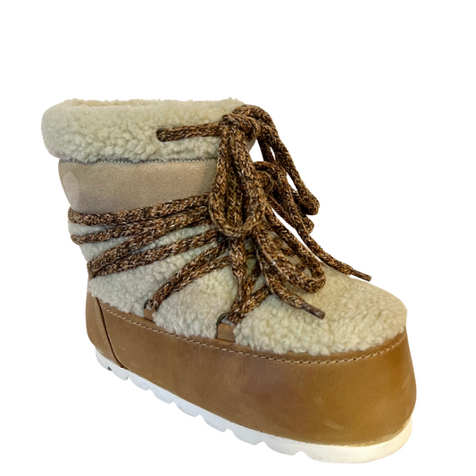 Moon boots basso color cuoio con montone e stringa sui toni del marrone