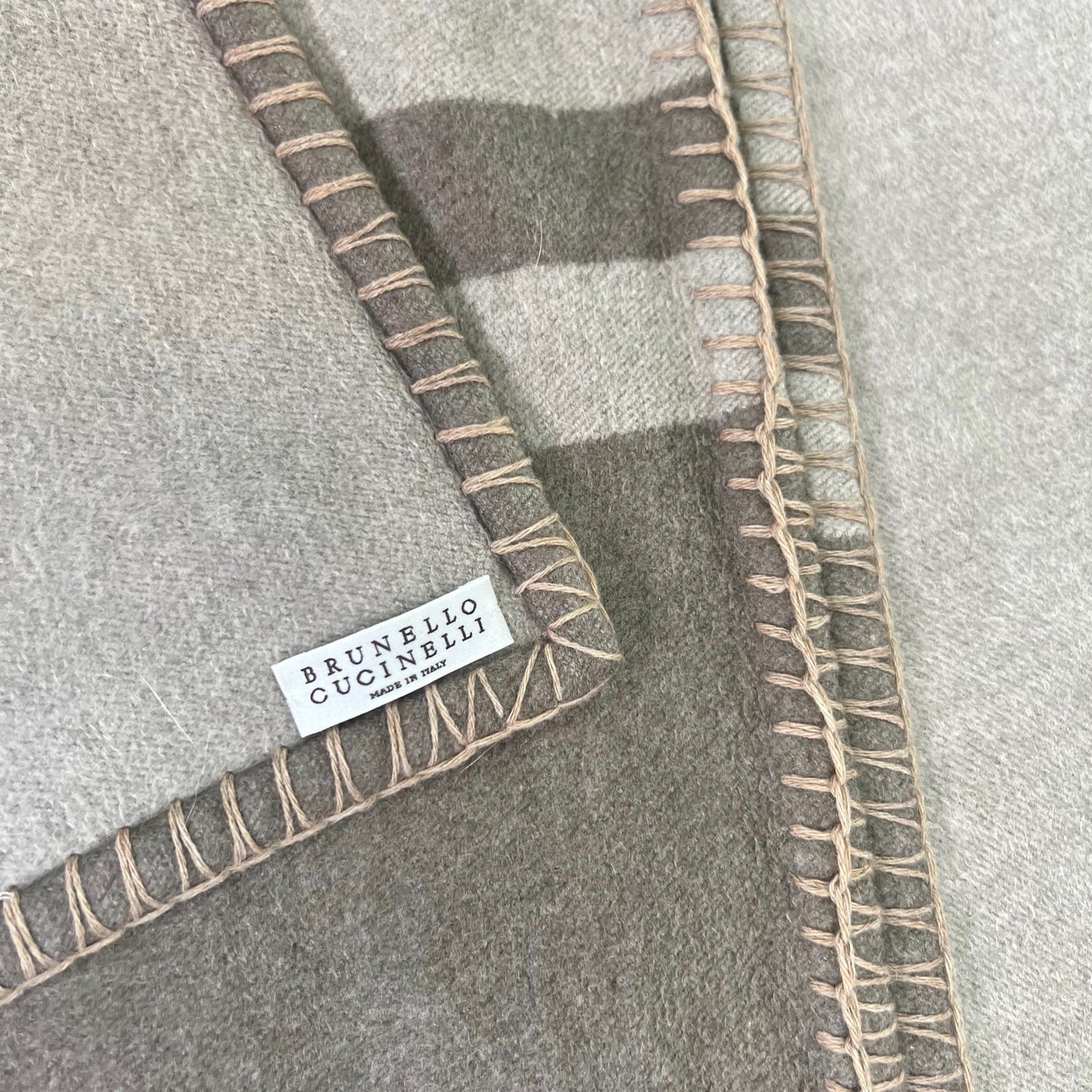 BRUNELLO CUCINELLI Plaid in cashmere tortora