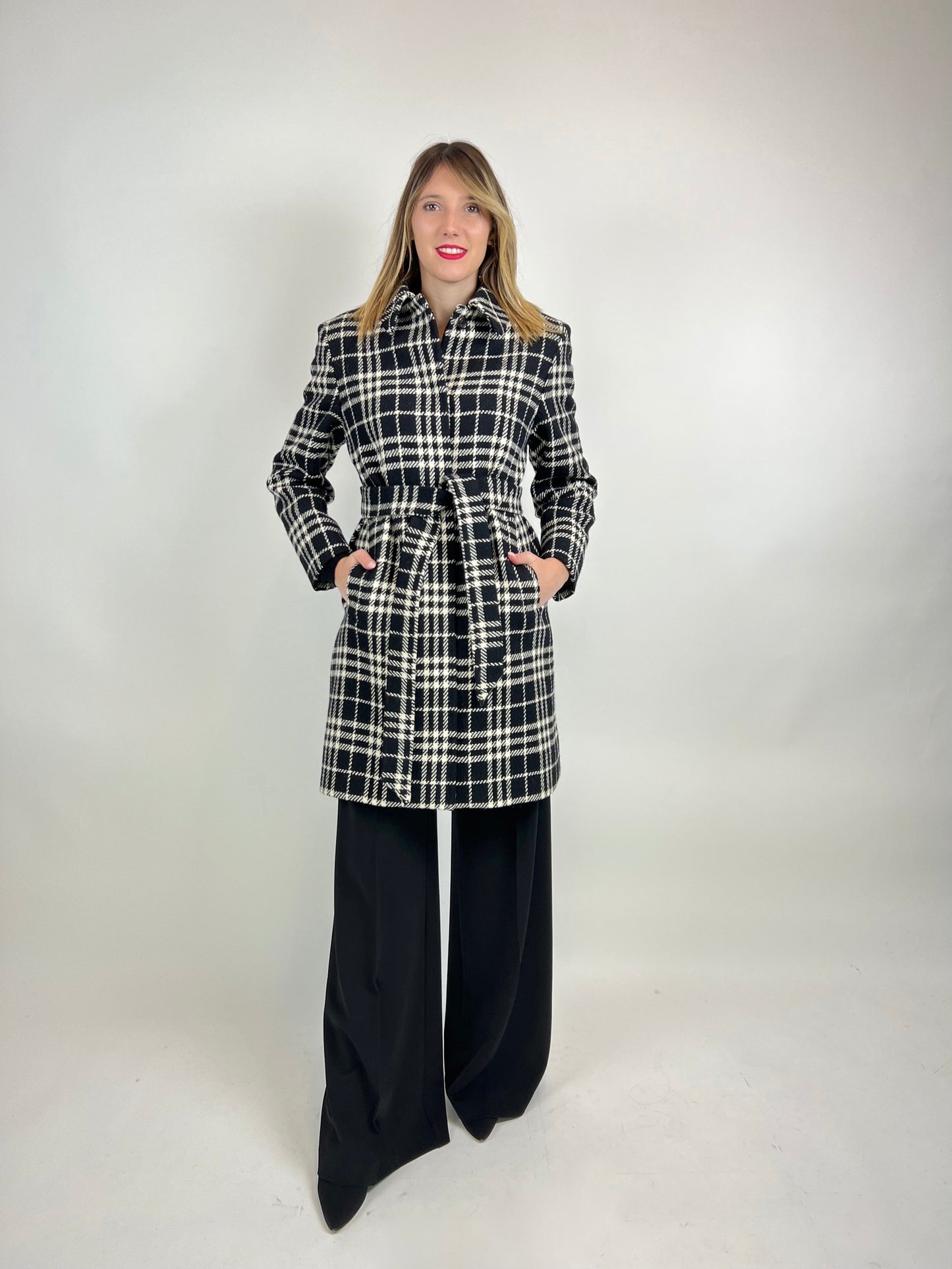 BURBERRY Cappotto in lana check nero e bianco