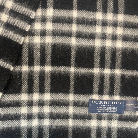 BURBERRY Sciarpa in cashmere