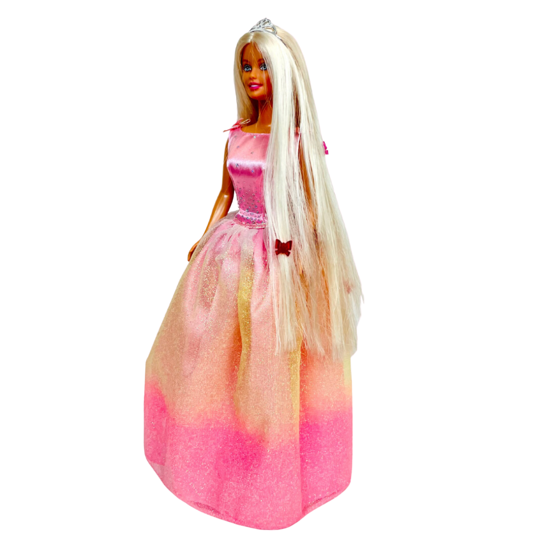 La magia dell’arcobaleno per questa Barbie principessa Anno di produzione 1999