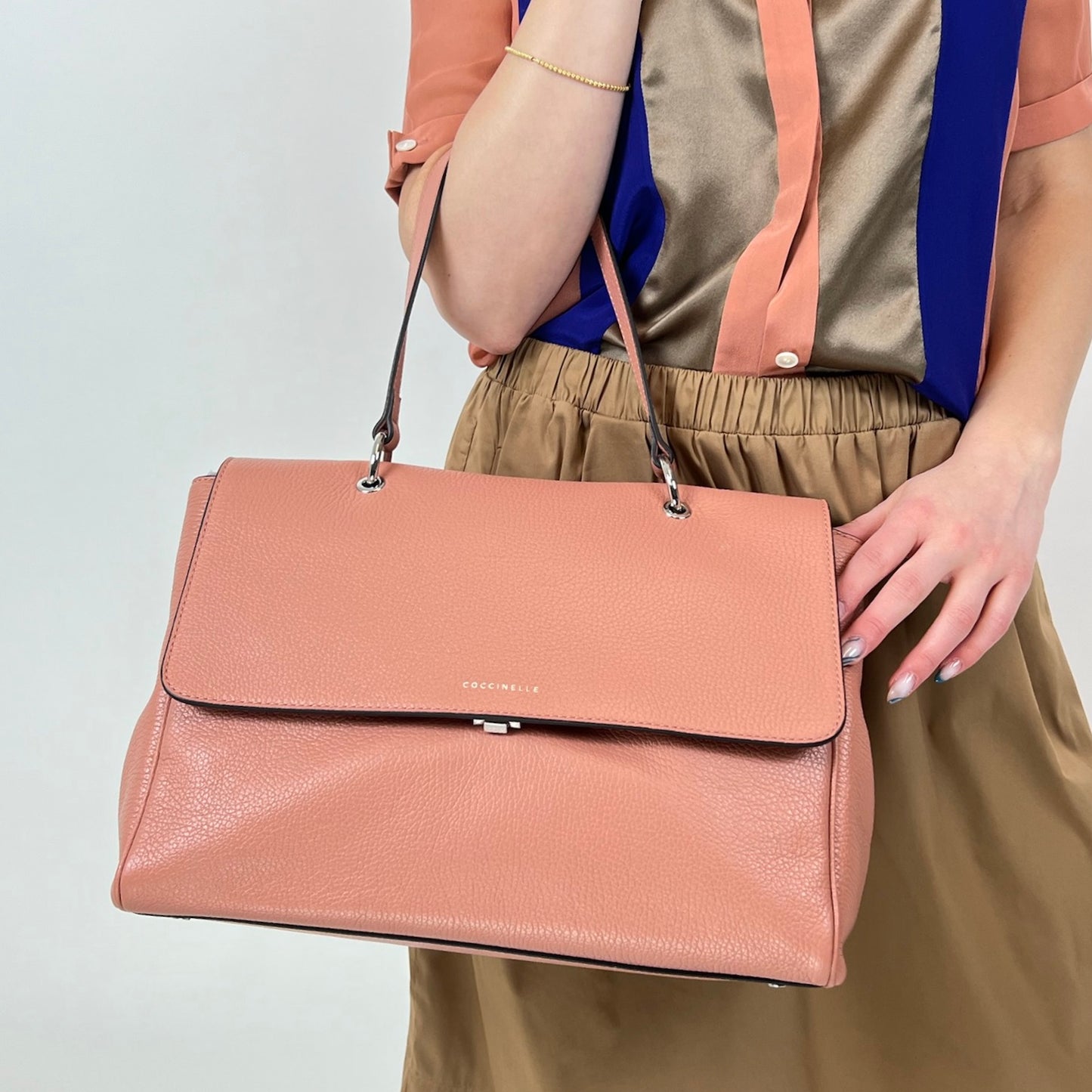 Borsa Coccinelle rosa antico in pelle