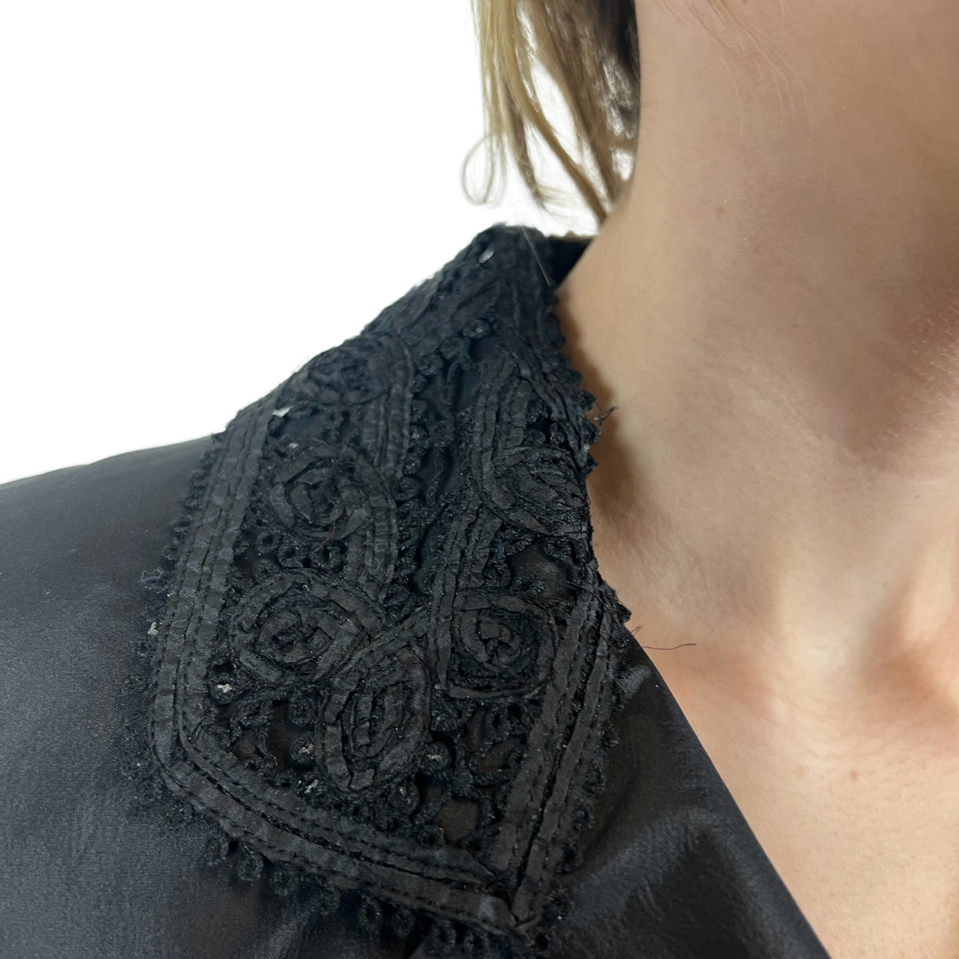 ERMANNO SCERVINO Soprabito in seta nero con ricami