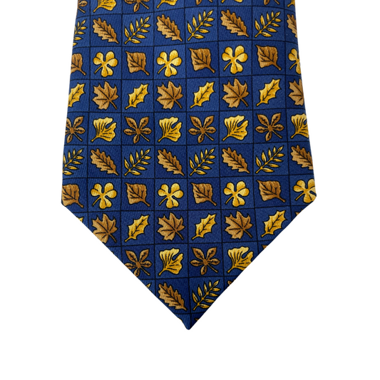 HERMES Cravatta in seta blu con disegni di foglie in autunno