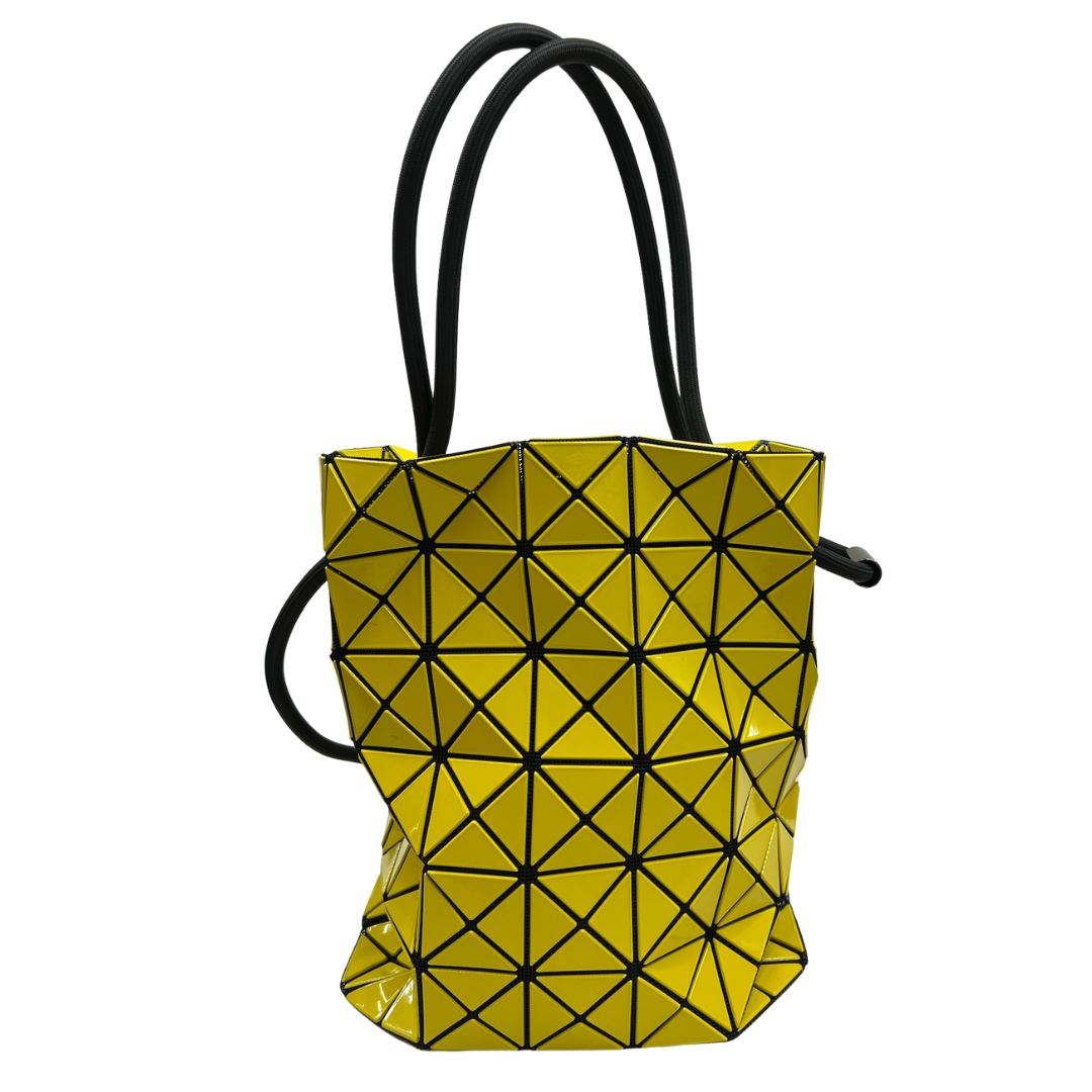 ISSEY MYAKE Borsa a forma sacchetto giallo
