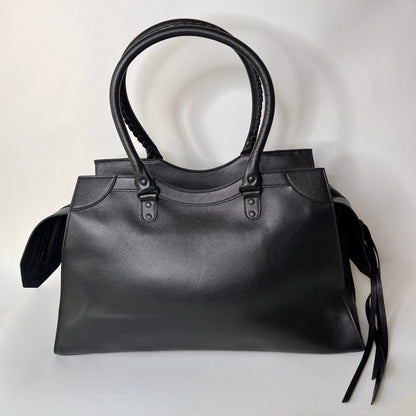 BALENCIAGA Borsa Neo Classic City XL Weekender total black