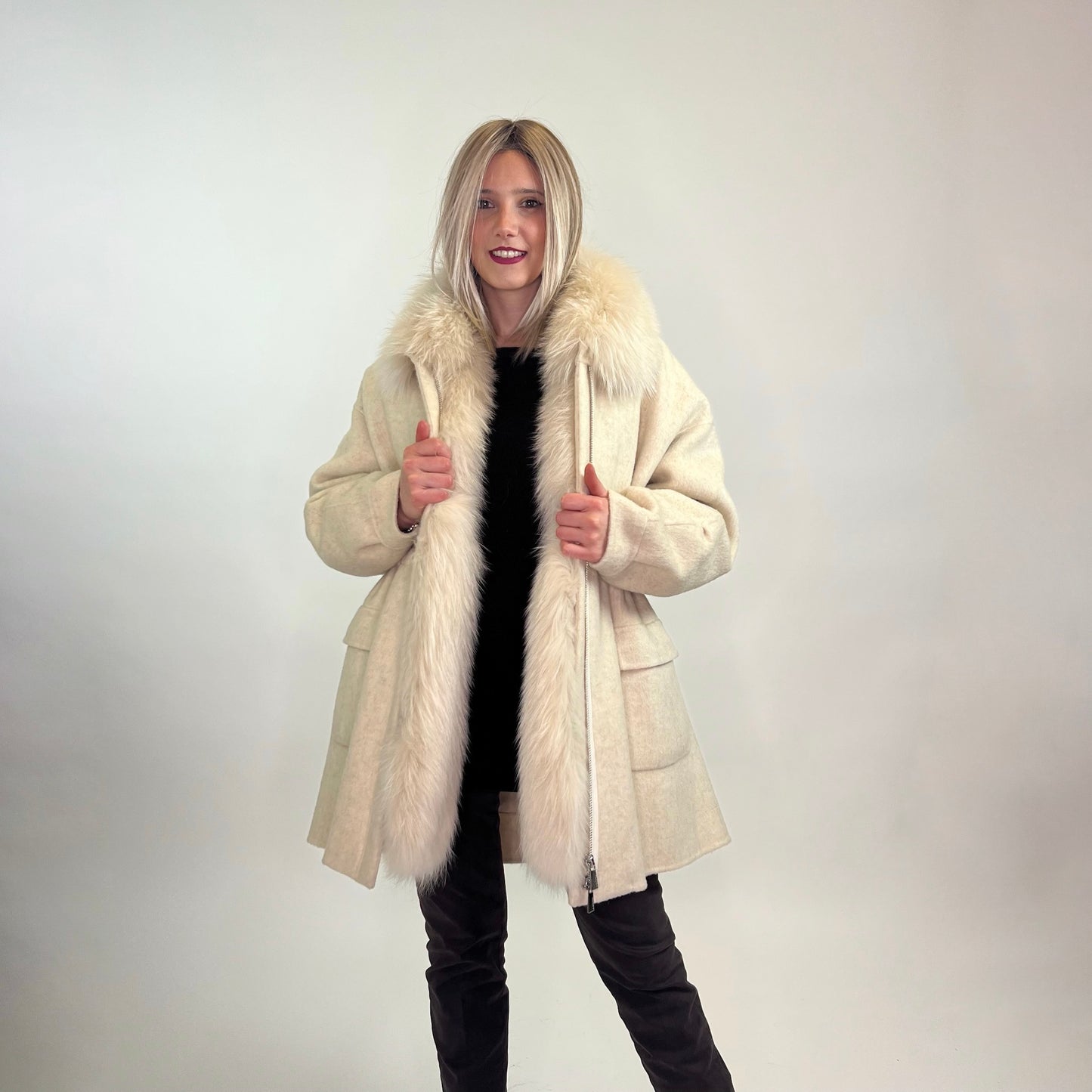 MAX & MOI Giaccone panna con piumino con pelo staccabile