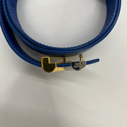 LOUIS VUITTON Cintura in pelle Epi blu striata bianca