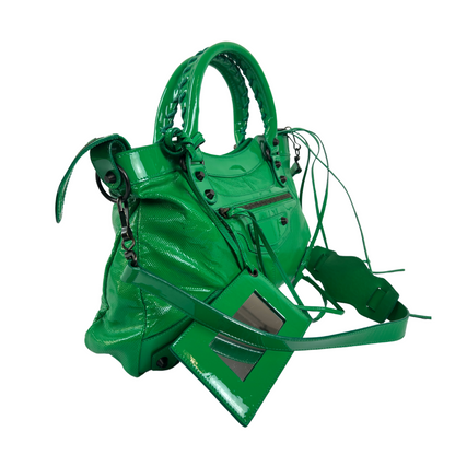 BALENCIAGA  Borsa City in vernice verde prato
