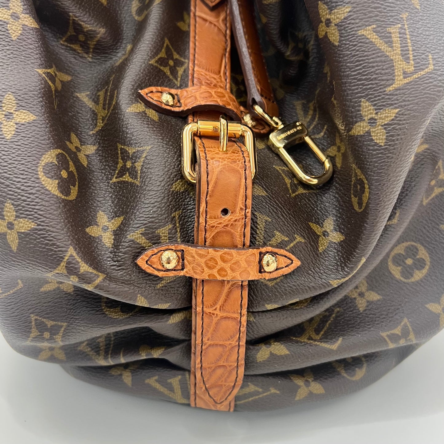 LOUIS VUITTON Borsa Mahina XL Alligator Trim Limited Edition