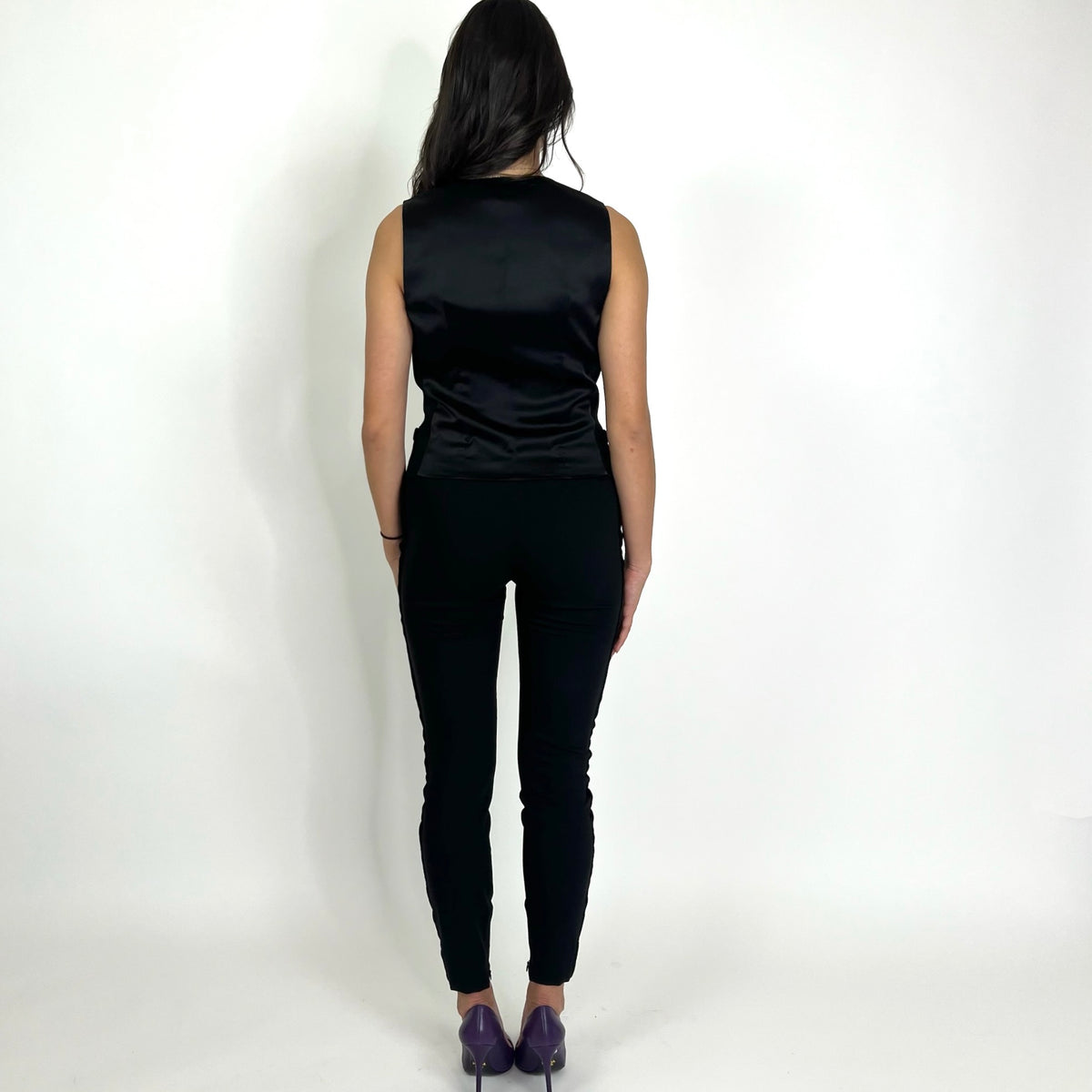 DOLCE & GABBANA Completo gilet e pantaloni nero con dettagli in velluto