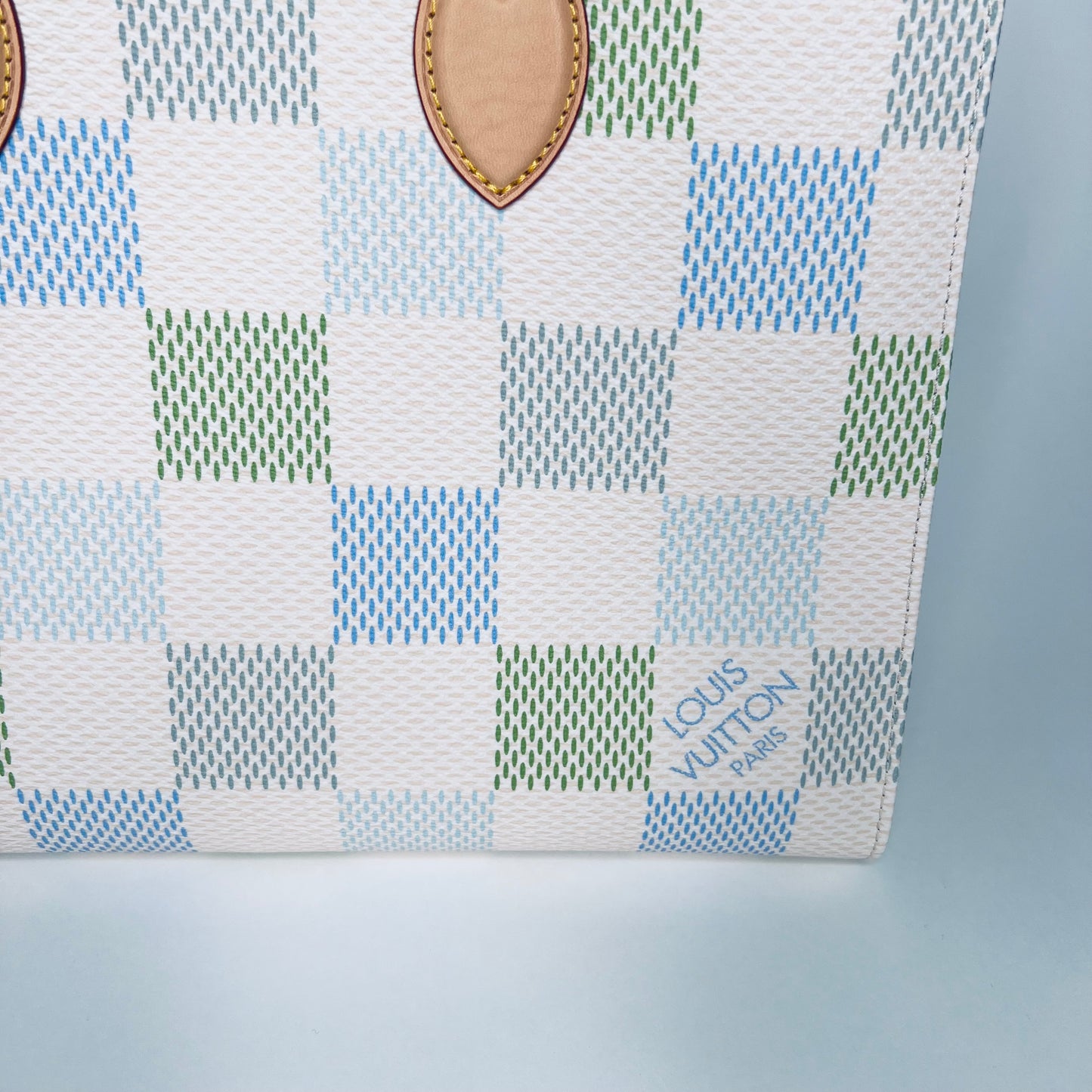 LOUIS VUITTON Borsa OnTheGo damier giant pastel