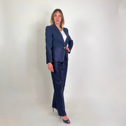 GIORGIO ARMANI Tailleur blu con parti in seta