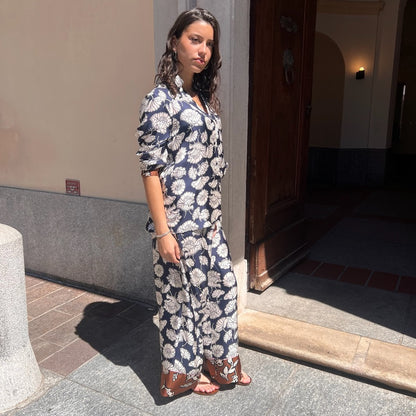 WEEKEND MAX MARA Completo in seta fiorato blu e bianco