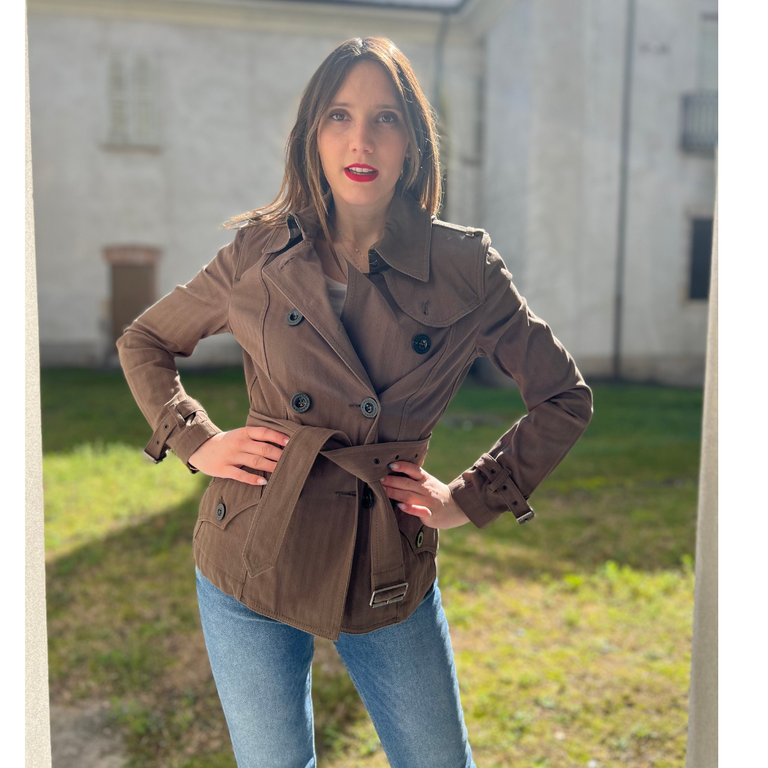 BURBERRY Trench corto fango