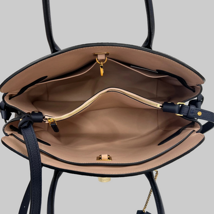 LOUIS VUITTON Borsa Milla MM in pelle martellata blu