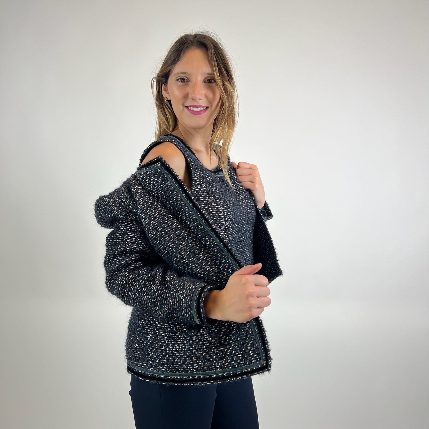 ALBINO MORETTI Completo giacca e top in tessuto bouclé blu e nero