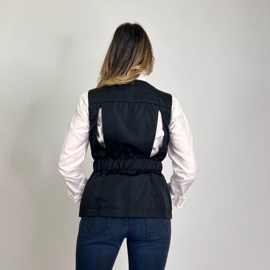 GIVENCHY Gilet in nylon nero con fibbia logo