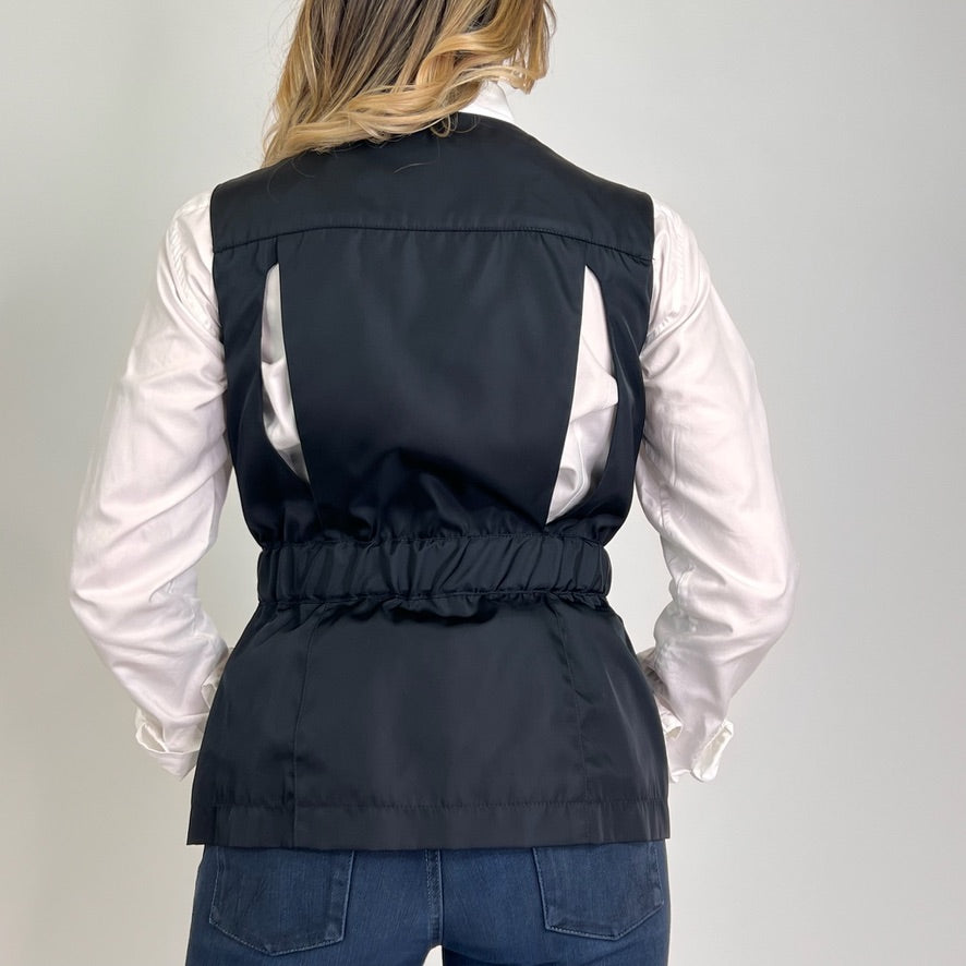 GIVENCHY Gilet in nylon nero con fibbia logo