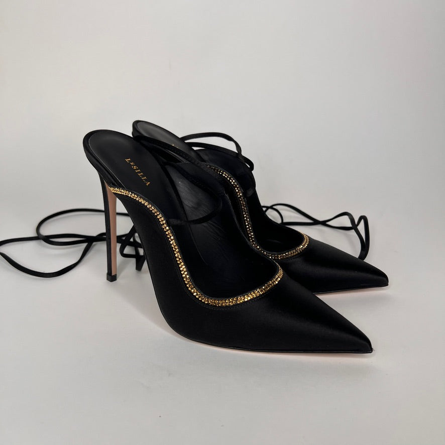 LE SILLA Décolleté a sabot in raso nero con strass oro