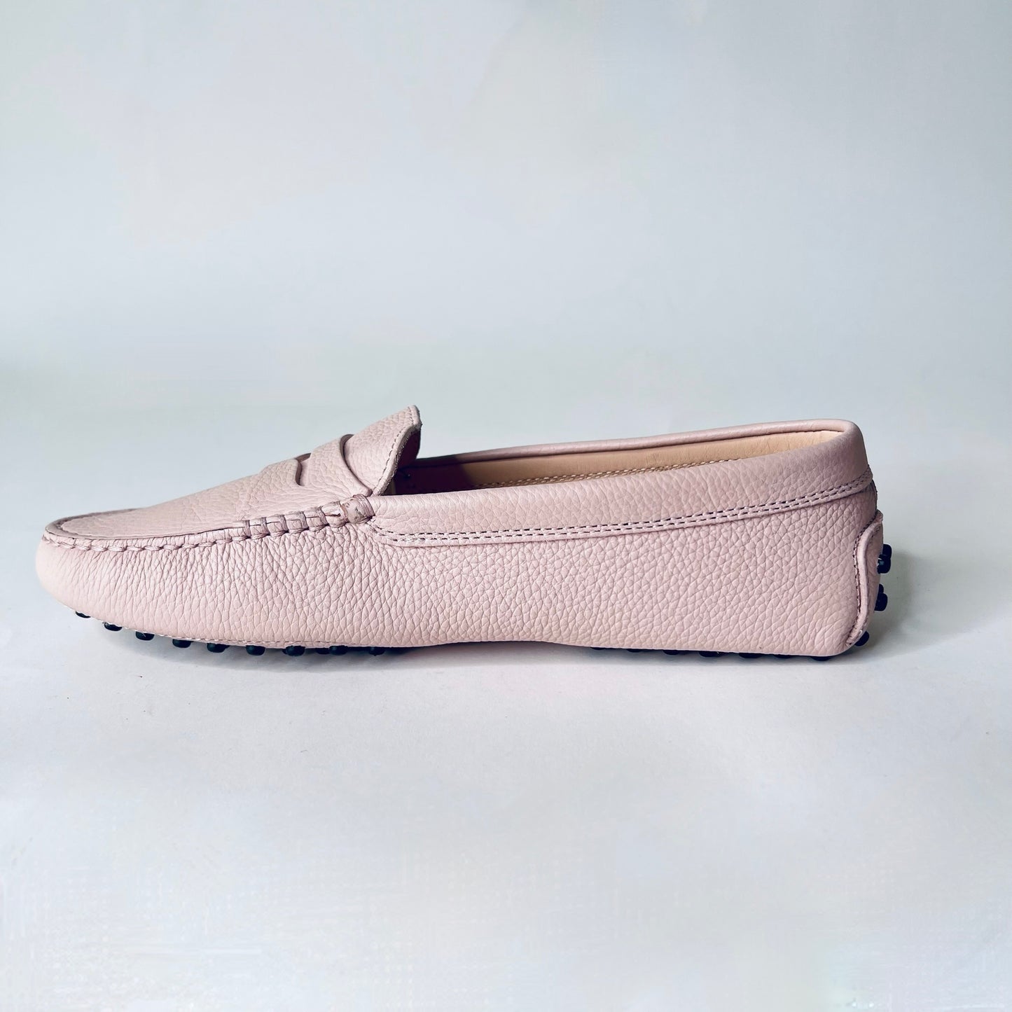 TOD'S Scarpe mocassino in pelle martellata rosa pallido