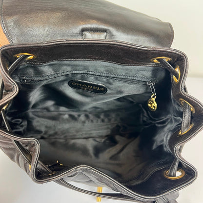 CHANEL Zaino matelassè in pelle d'agnello marrone