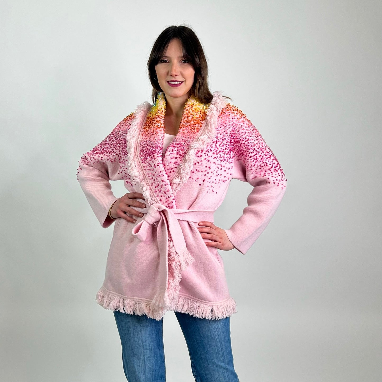 ALANUI Cardigan lungo rosa sfrangiato con paillettes sfumate 