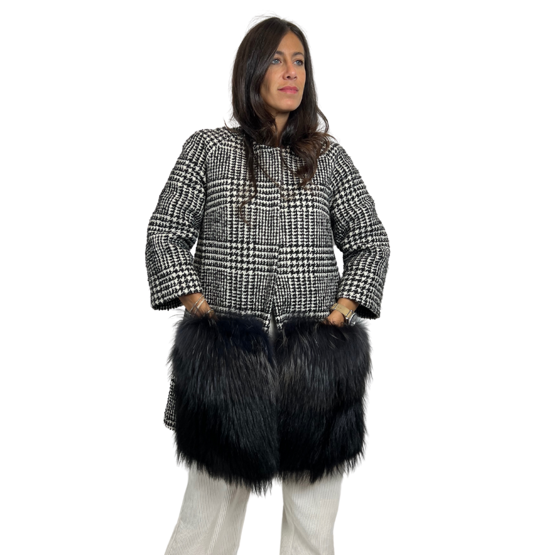 AVA ADORE Cappotto in prince de galles con tasconi in pelliccia