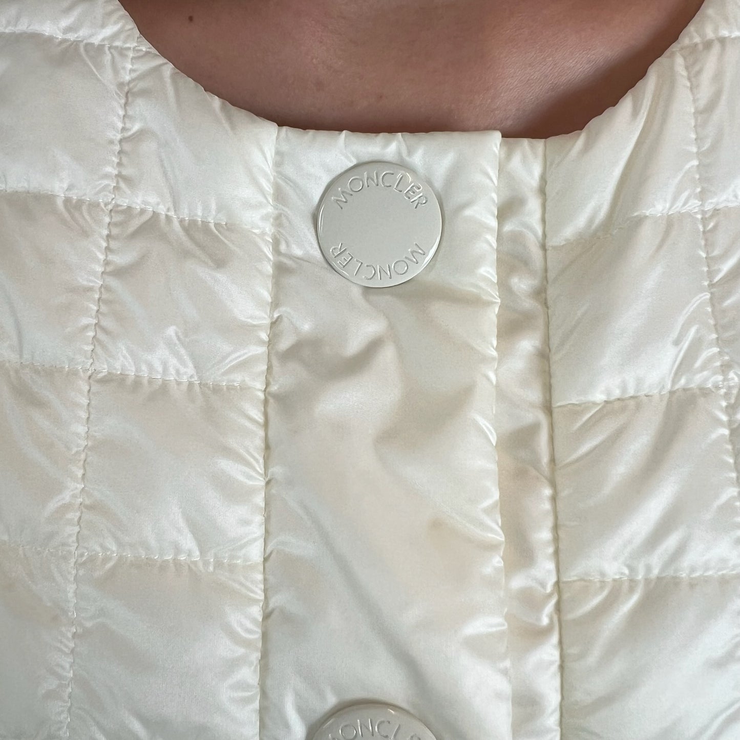 MONCLER  Giacca in maglia con piuminofrontale