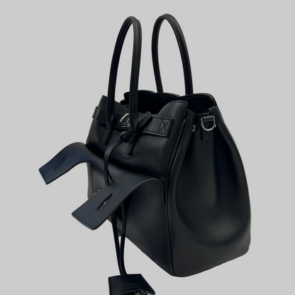 BALENCIAGA Borsa Bel Air in pelle liscia nera