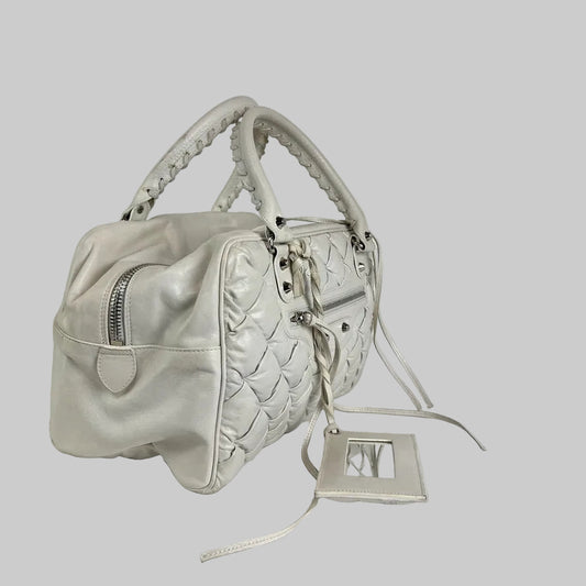 BALENCIAGA Borsa matelassè Puffy Touch bianco gesso