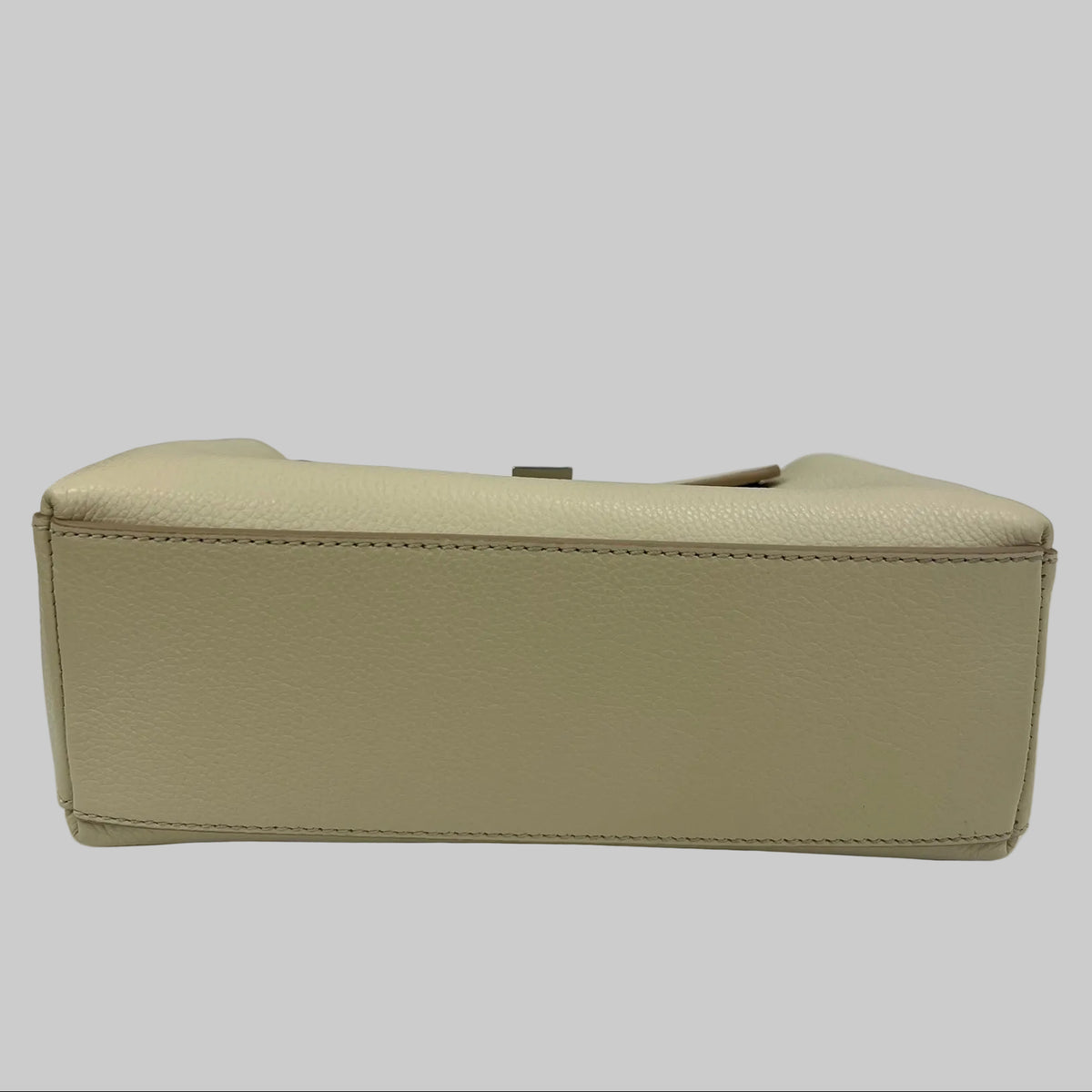 BALLY Borsa "Lock Me" piccola in pelle granata color burro con hardware argento