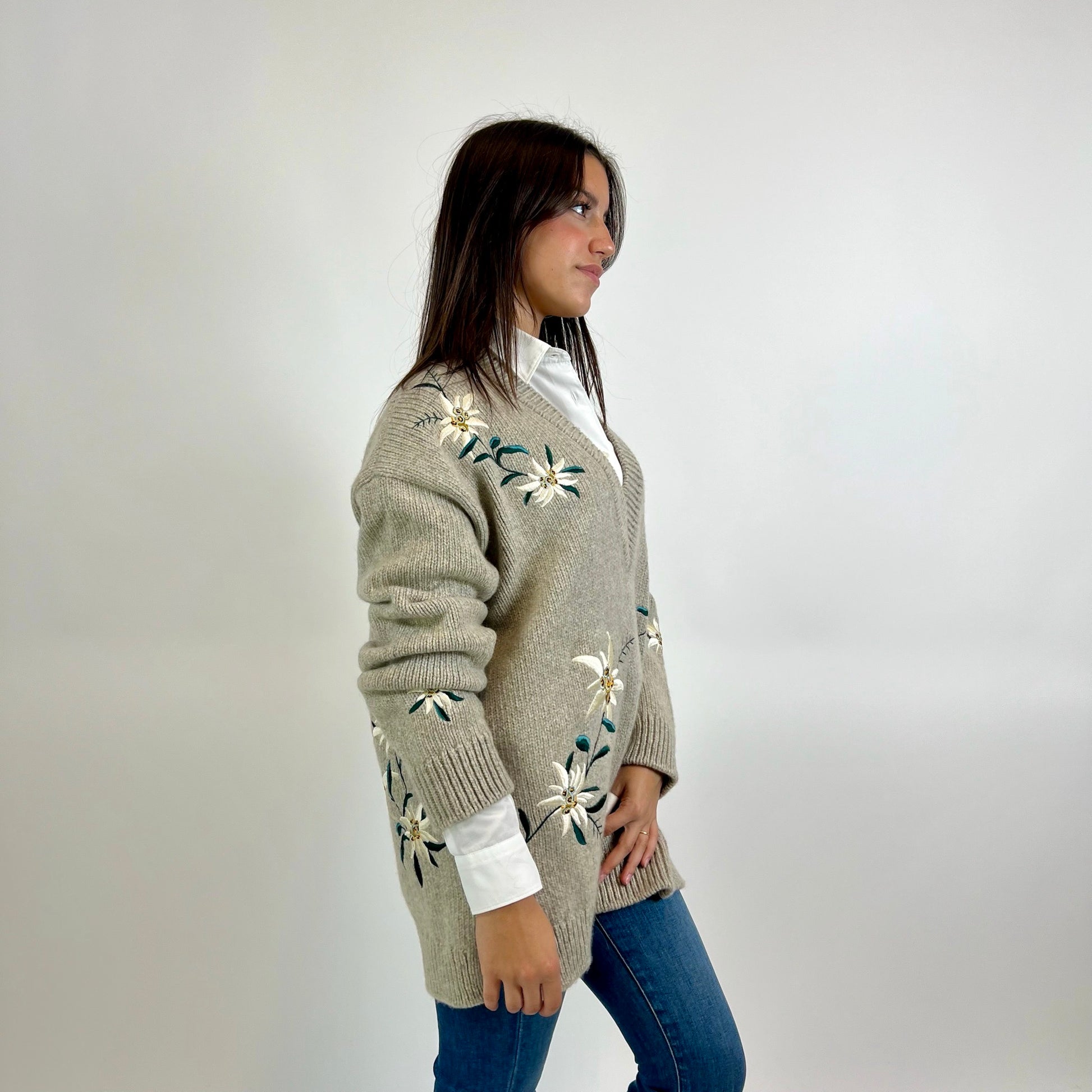 BALLY Maxi pull in cashmere con ricami stelle alpine