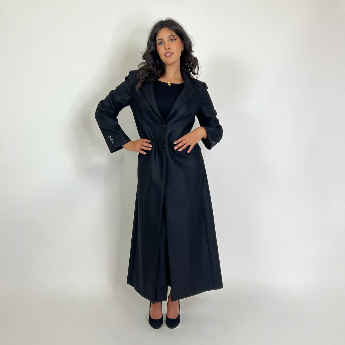 BLACK BRAND Cappotto lungo nero in lane miste con spacco profondo
