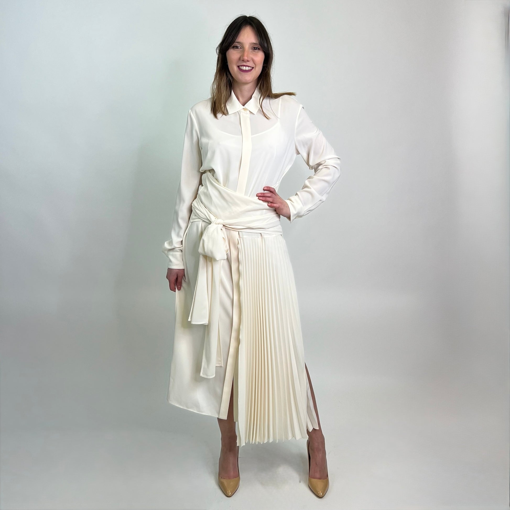 BOSS Abito lungo panna con dettagli plissè