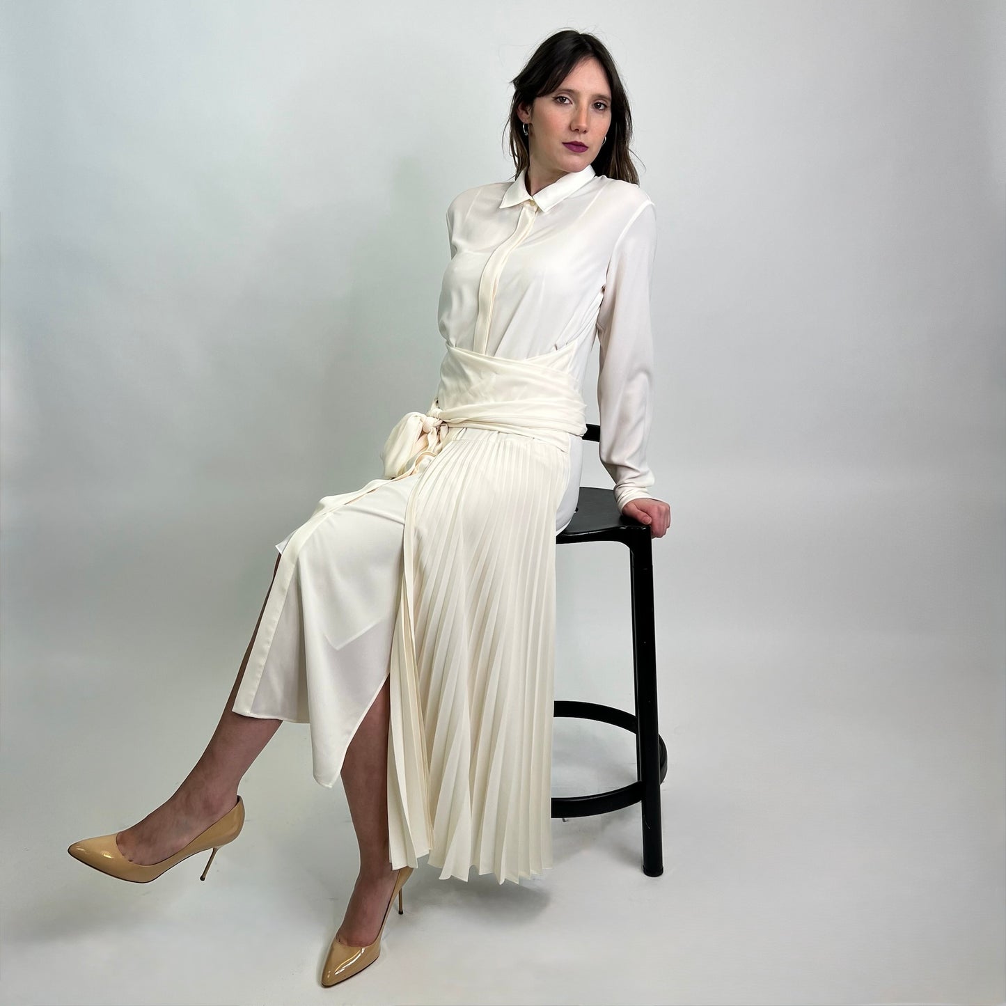 BOSS Abito lungo panna con dettagli plissè