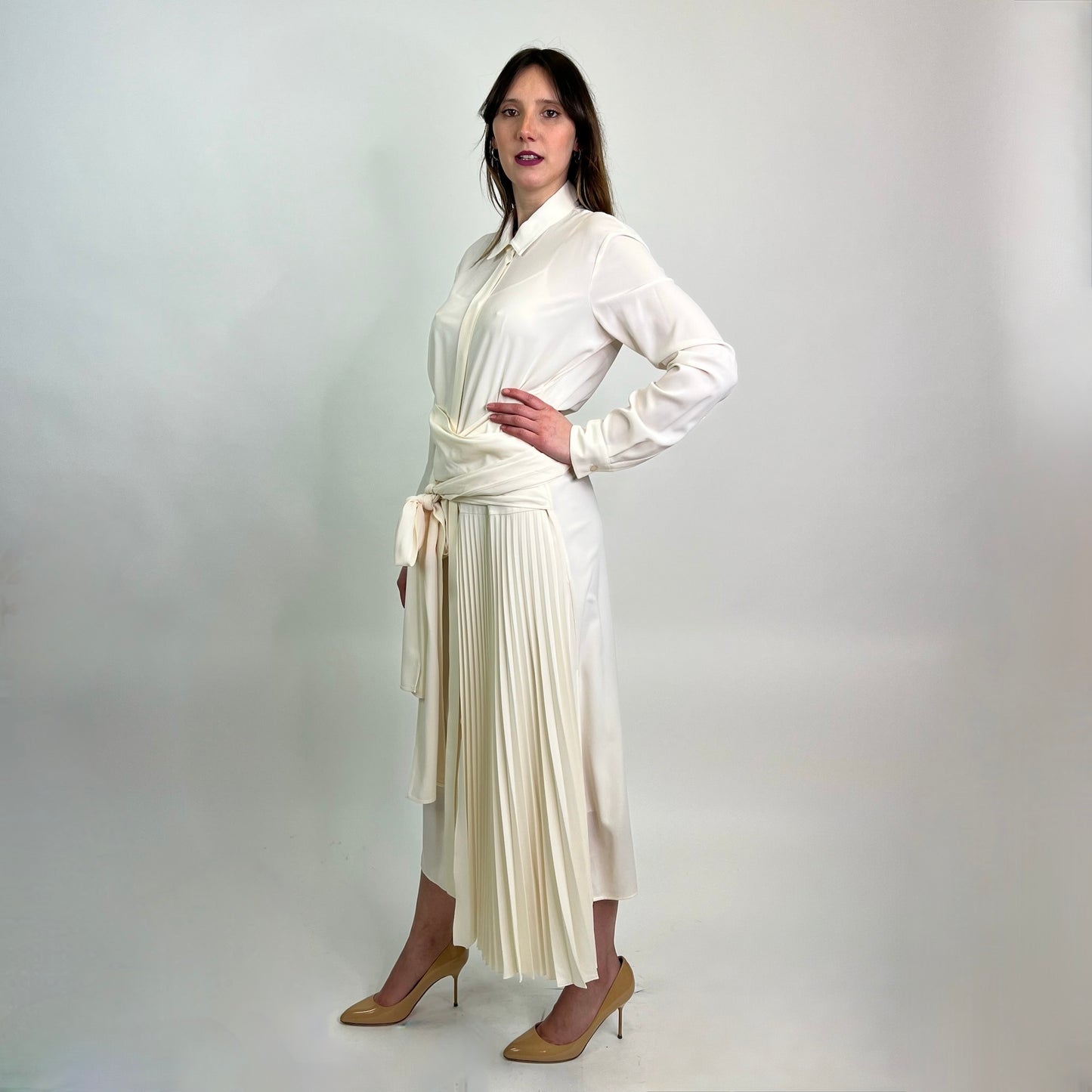 BOSS Abito lungo panna con dettagli plissè