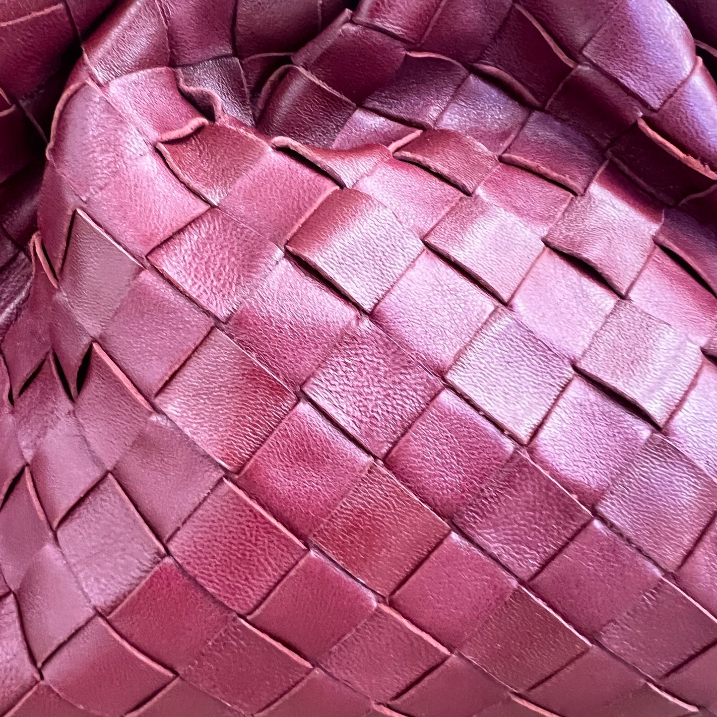 BOTTEGA VENETA Pochette Pouch bordeaux in pelle intrecciata