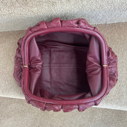 BOTTEGA VENETA Pochette Pouch bordeaux in pelle intrecciata