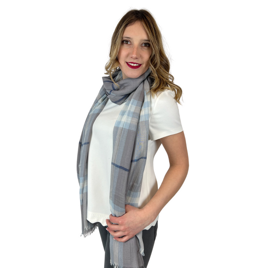 BURBERRY Sciarpa in check azzurro in garza di seta e lana