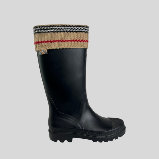 BURBERRY Stivale in gomma con bordo in lana