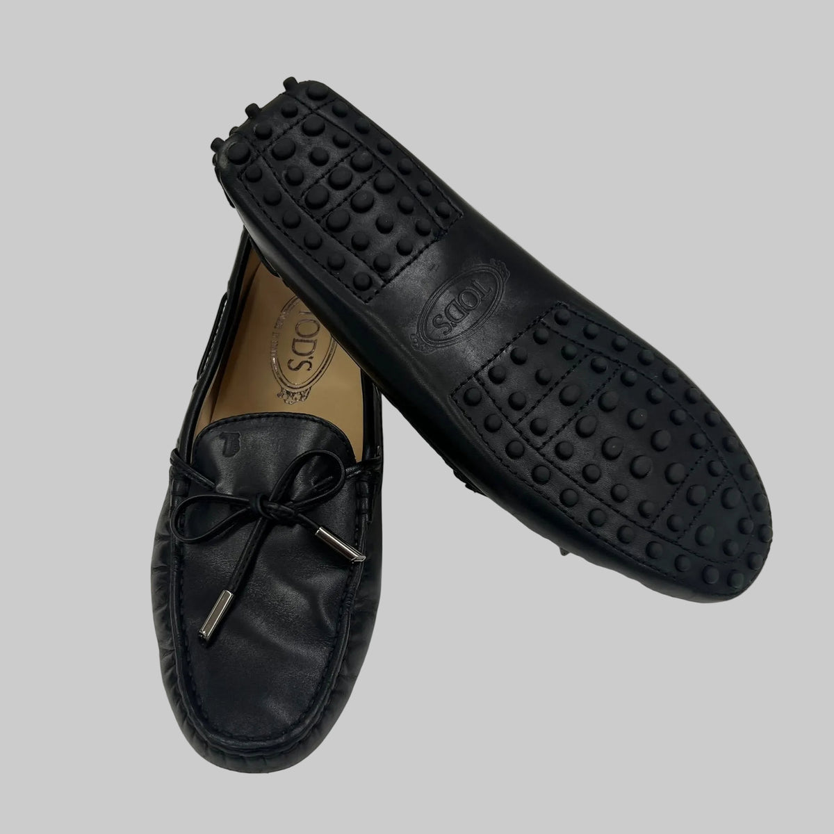 TOD'S Scarpe mocassini neri con gommini