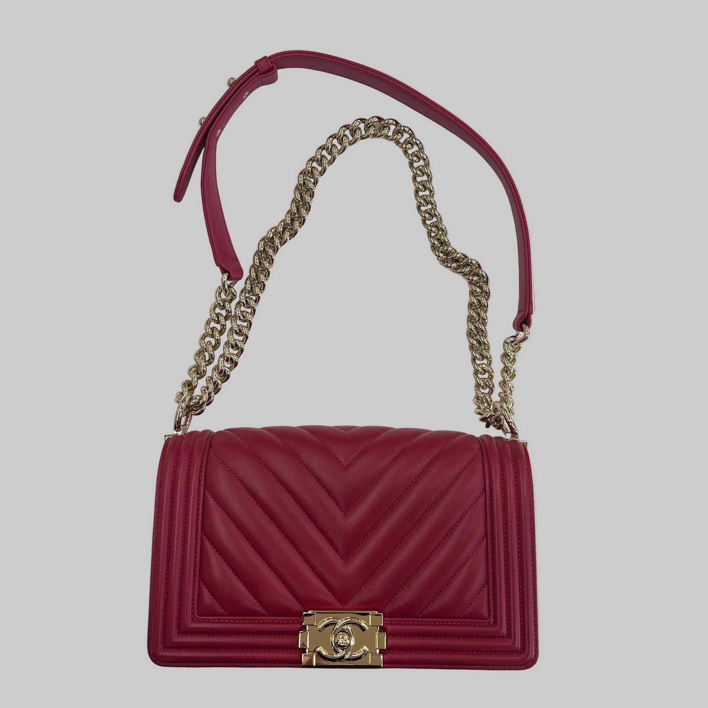 CHANEL Borsa Boy Medium rosso lampone