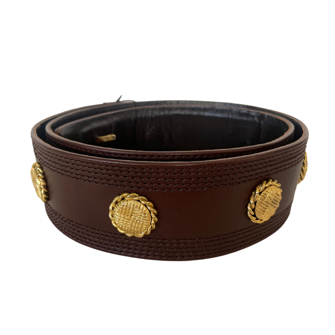 Cintura in pelle marrone con dettagli oro