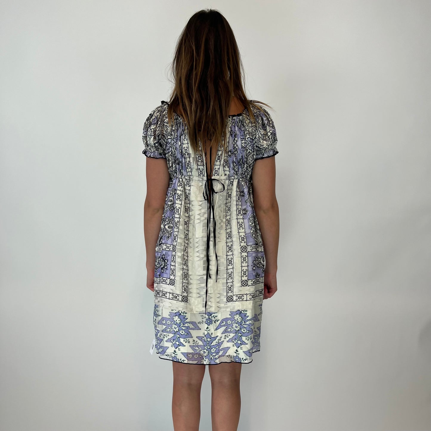 SUI ANNA SUI Abito stile impero glicine e panna
